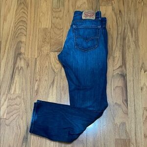 Men's Levi’s 505 Tag size 31 x 32 Cotton Blue Jeans Fading & Whiskers